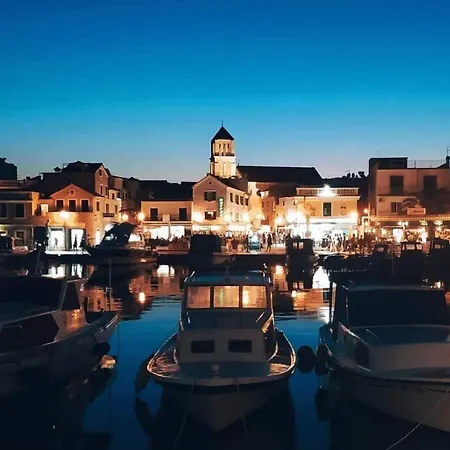 Mladen Za Familiju Appartamento Vodice