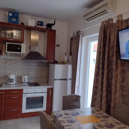 Appartamento Mladen Za Familiju *