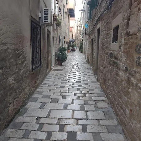 Appartamento Mladen Za Familiju