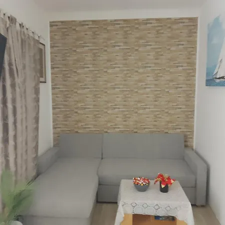 Appartement Mladen Za Familiju Vodice