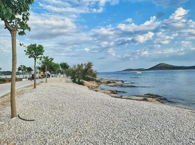 Apartman Mladen Za Familiju Vodice