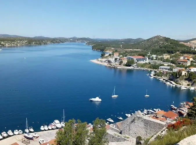 Mladen Za Familiju Apartman Vodice