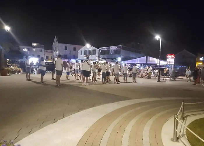 Mladen Za Familiju 아파트 *