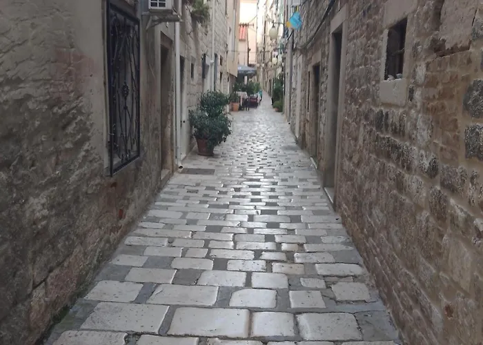 公寓 Mladen Za Familiju